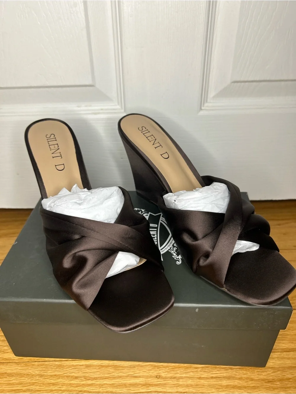 Silent D Katia Wedges Satin
